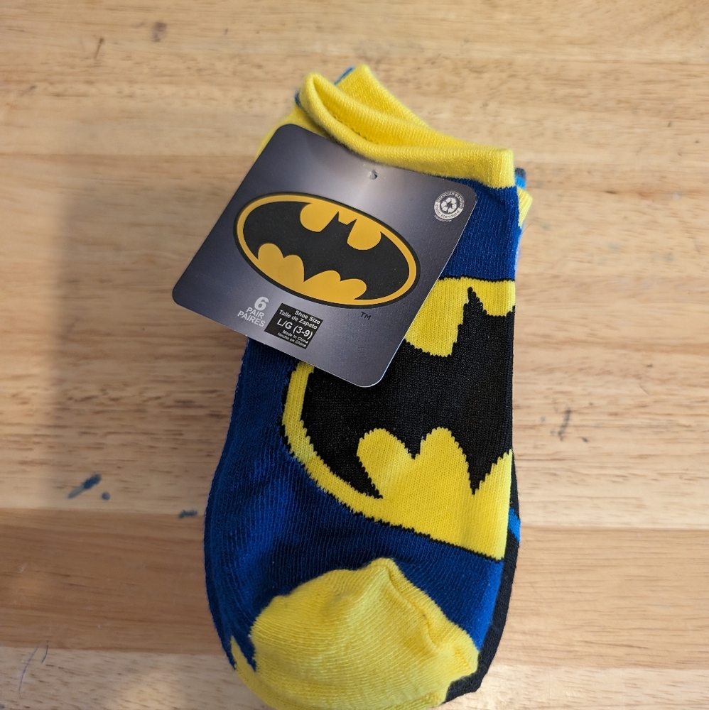 6 pair men large 3-9 Batman